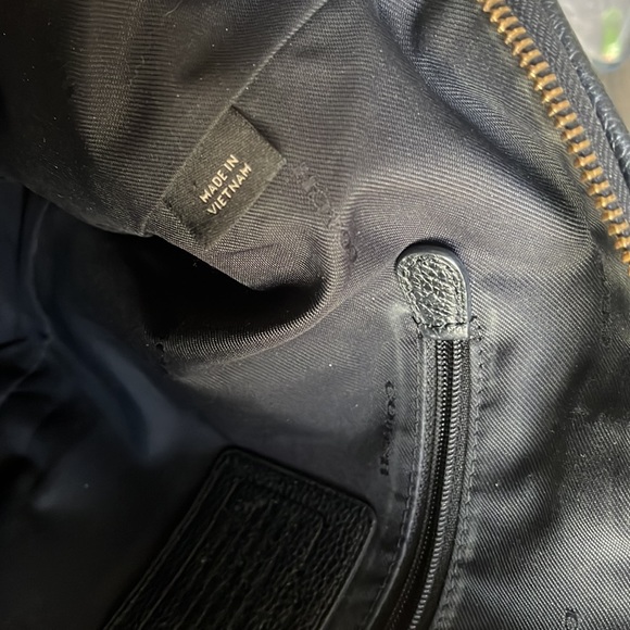 Coach Central Satchel bag in black pebbled leather - Picture 15 of 16